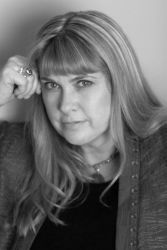 Фото №2 Коллин Кэмп