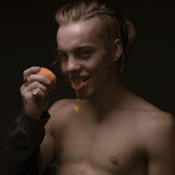 Фото №1 Антуан Дерошер