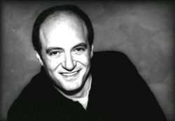 Фото №1 Стэнли ДеСантис