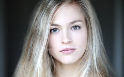 Фото №1 Юли Энгельбрехт