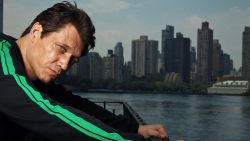 Фото №1 Холт МакКэллани