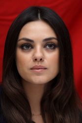 Фото №1 Мила Кунис