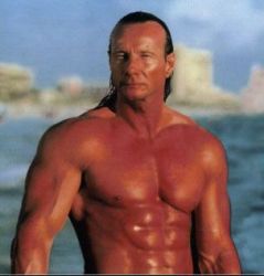 Фото №1 Маттиас Хьюз