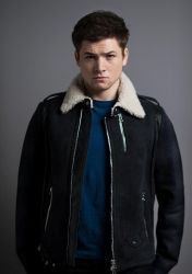 Фото №2 Тэрон Эджертон