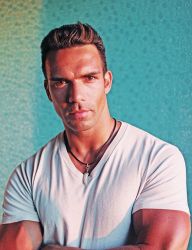 Фото №1 Даррен Шалави