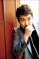 Фото №2 Чо Джин-ун