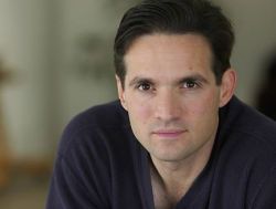 Фото №1 Мэттью Бэрри