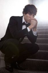 Фото №2 Том Хьюз Фото №2 Том Хьюз