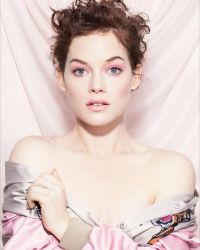 Фото №1 Джейн Леви