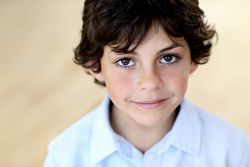 Фото №2 Эмджей Энтони