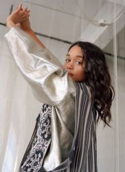 Фото №2 Лора Хэрриер