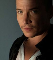 Фото №2 Трэвис Аарон