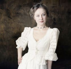 Фото №1 Лариса Удовиченко