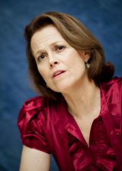 Фото №2 Сигурни Уивер