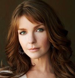 Фото №1 Жаклин МакКензи