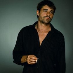 Фото №1 Тьерри Нёвик