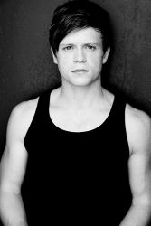 Фото №1 Хьюго Джонстон-Барт