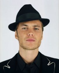 Фото №2 Тейлор Китч