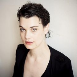 Фото №2 Камилль Рутерфорд