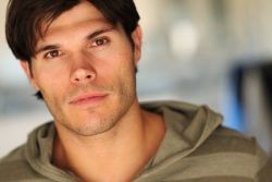 Фото №2 Тейлор Джеймс