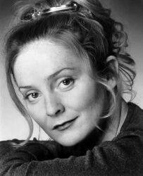 Фото №1 Элизабет Хопли