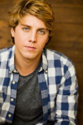 Фото №1 Лукас Гейдж