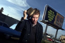 Фото №2 Том Уэйтс