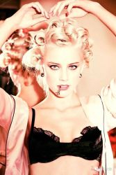 Фото №1 Эмбер Хёрд