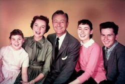 Фото №1 Элинор Донахью