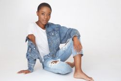 Фото №2 Сибонгиле Мламбо