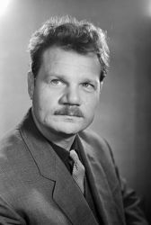 Фото №2 Михаил Пуговкин