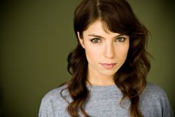 Фото №2 Анджела Тримбур