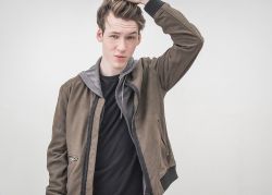 Фото №2 Девин Друид