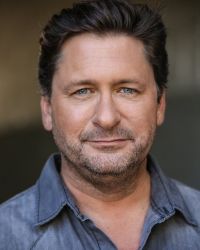 Фото №2 Питер  Эсли Холден