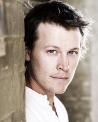 Фото №2 Дэвид Хофлин