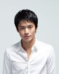 Фото №1 Сюн Огури