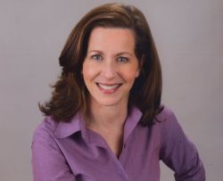 Фото №1 Бетси Айдем