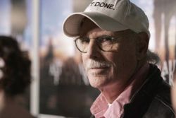 Фото №1 Брюс Дерн