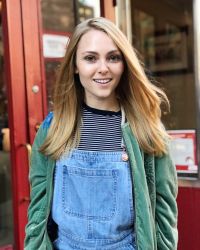 Фото №1 Анна-София Робб