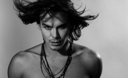 Фото №2 Тайлер Блэкберн