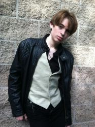 Фото №2 Дилан Райли Снайдер