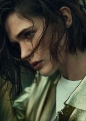 Фото №2 Сай Беннетт