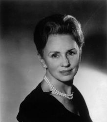 Фото №1 Джессика Тэнди