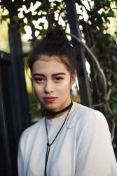 Фото №1 Эмбер Мидфандер