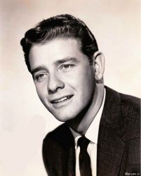 Фото №2 Ричард Кренна