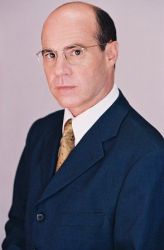 Фото №1 Бэрри Ливингстон