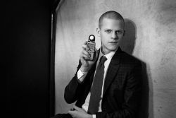 Фото №1 Лукас Хеджес