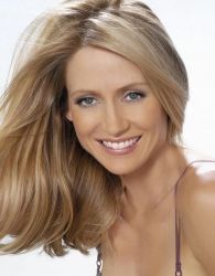 Фото №2 Келли Роуэн