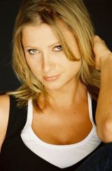 Фото №1 Сара Анн Шультс