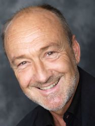 Фото №1 Мигель Херц-Кестранек